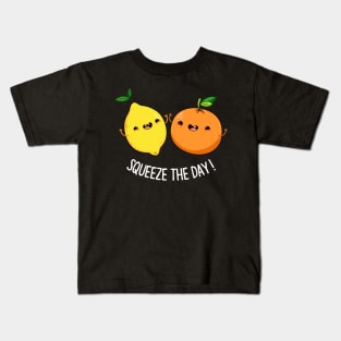 Squeeze The Day Cute Seize The Day Lemon Pun Kids T-Shirt